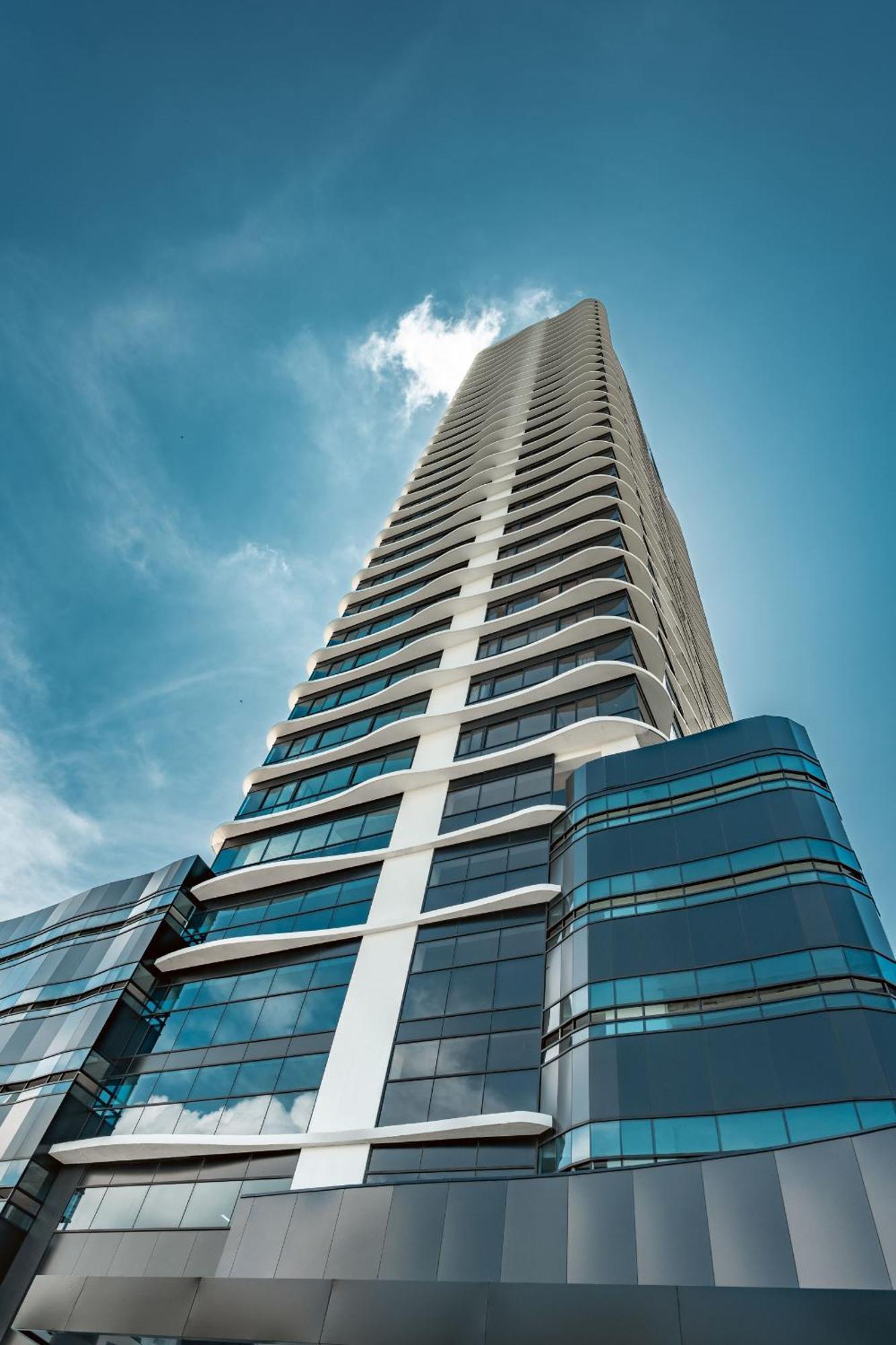 Business 1br Apartment